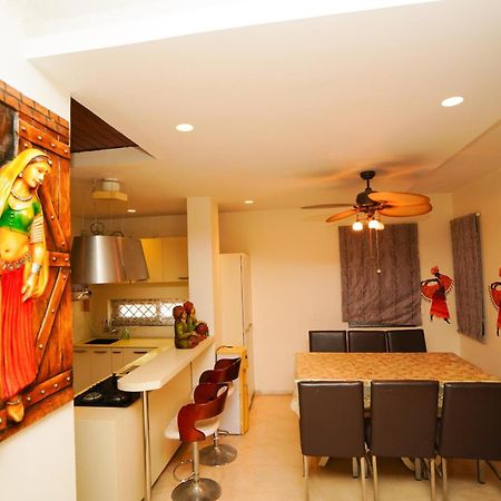 Golden Villa - Duplex House With Private Theater - Near To Alipiri And Bhudevi Ttd Ticket Counter And Kapilateertham Тірупаті Екстер'єр фото