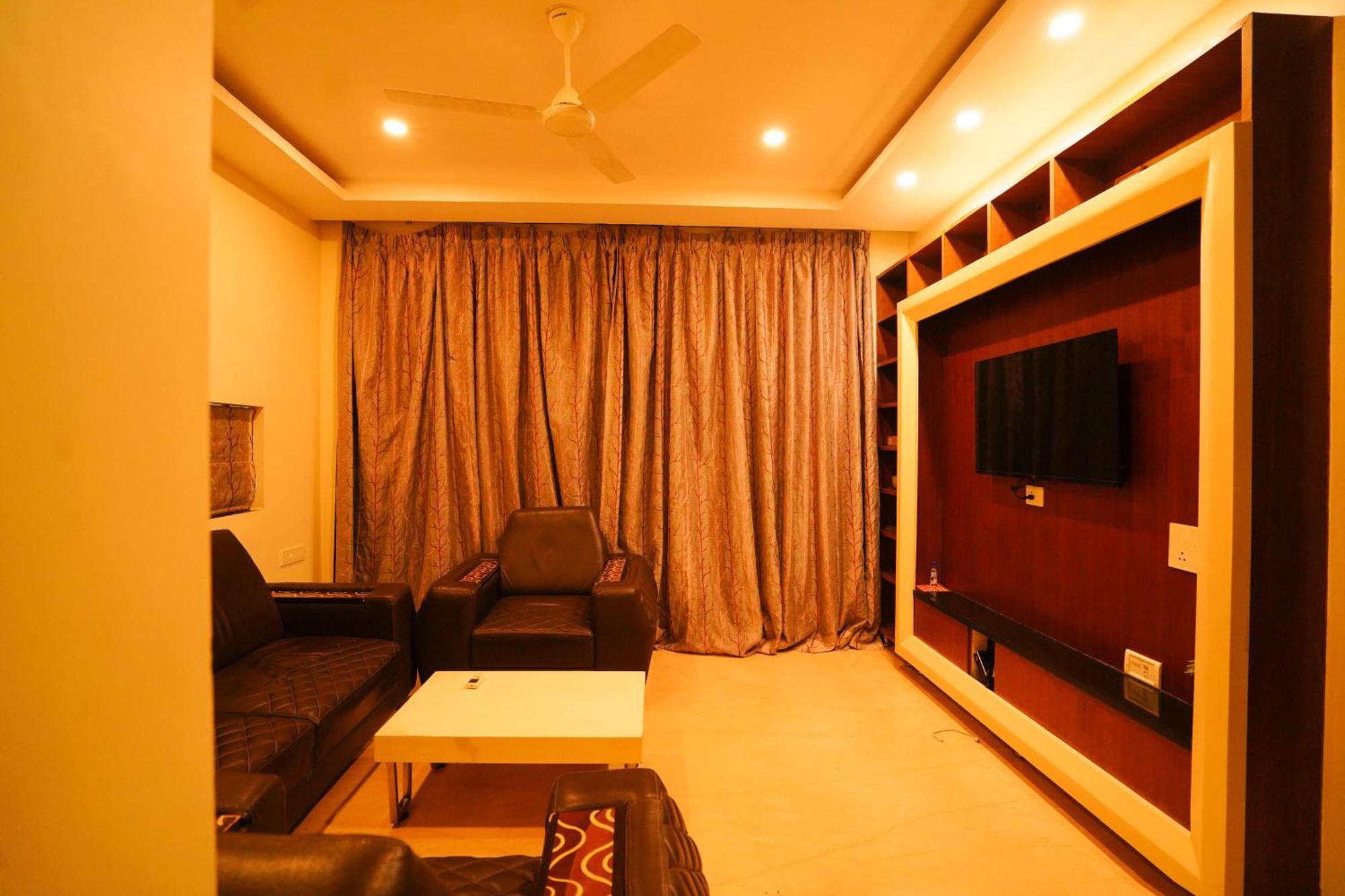 Golden Villa - Duplex House With Private Theater - Near To Alipiri And Bhudevi Ttd Ticket Counter And Kapilateertham Тірупаті Екстер'єр фото