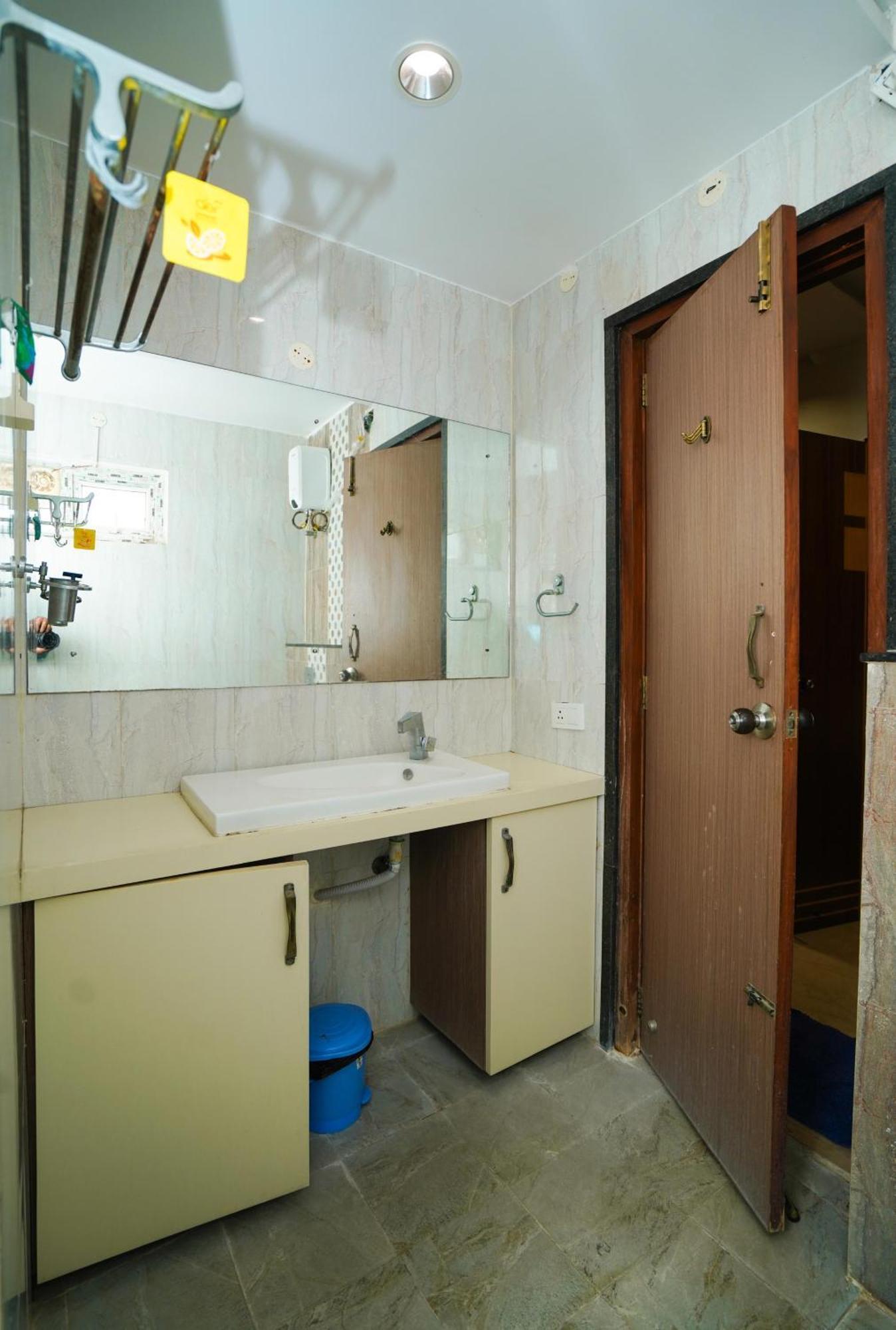 Golden Villa - Duplex House With Private Theater - Near To Alipiri And Bhudevi Ttd Ticket Counter And Kapilateertham Тірупаті Екстер'єр фото